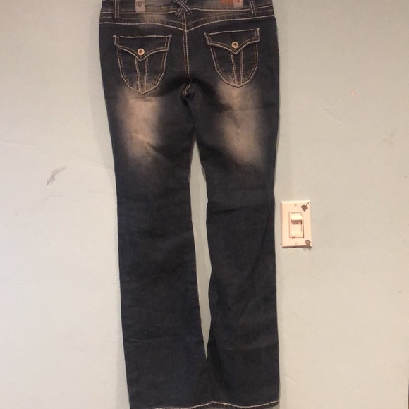 Jeans - Picture 2 of 2